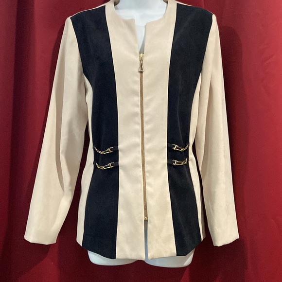 Professional top. Tan and black - Picture 1 of 6